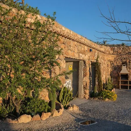 Cuevas El Torriblanco Casa rural *